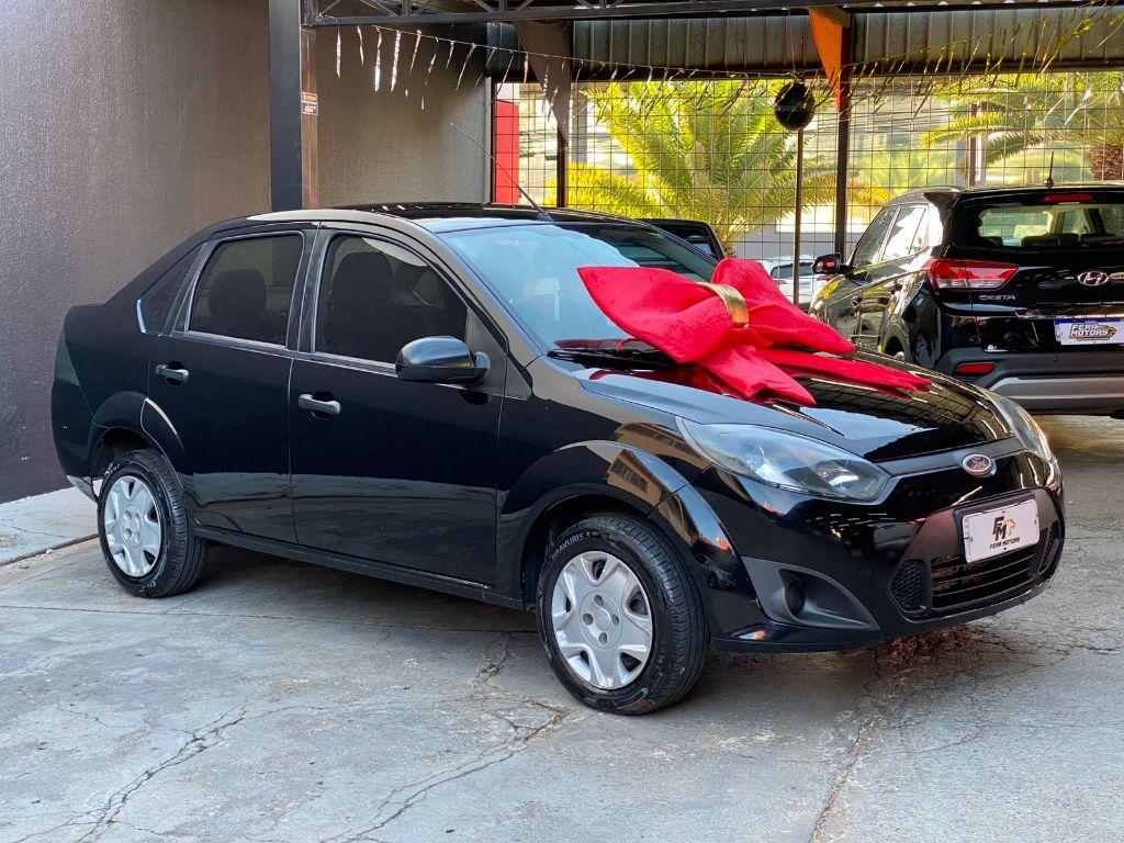 FORD Fiesta Sedan