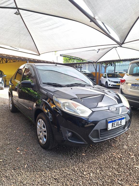 FORD Fiesta Sedan - Foto