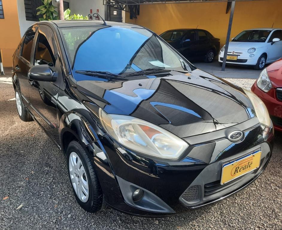 FORD Fiesta Sedan - Foto