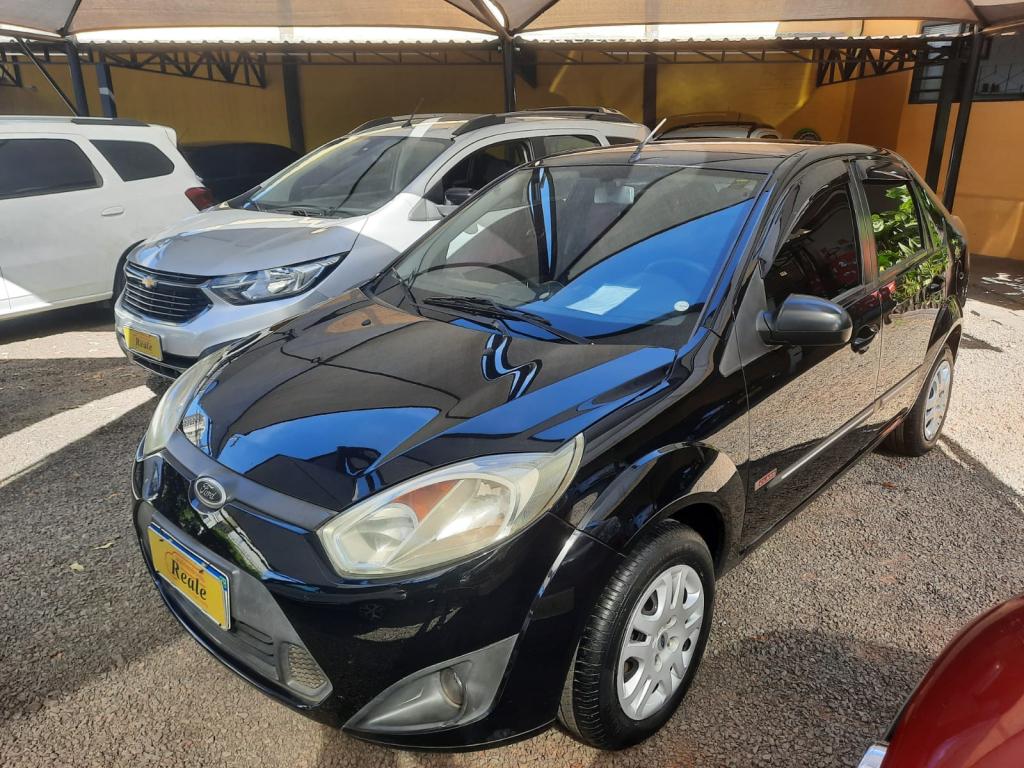 FORD Fiesta Sedan - Foto