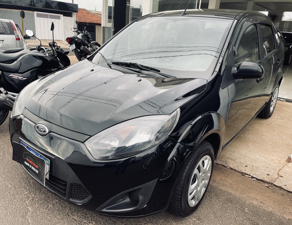 FORD Fiesta Sedan - Foto