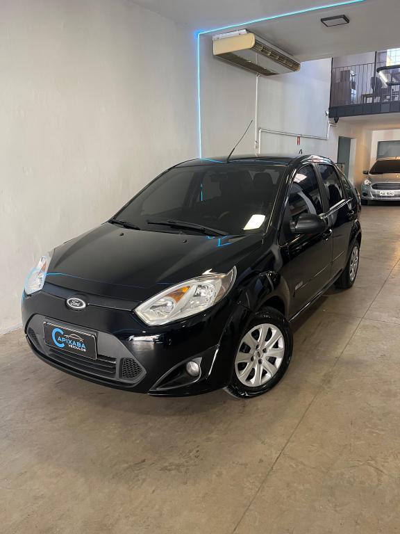 FORD Fiesta Sedan