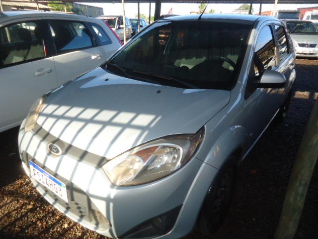 FORD Fiesta Sedan