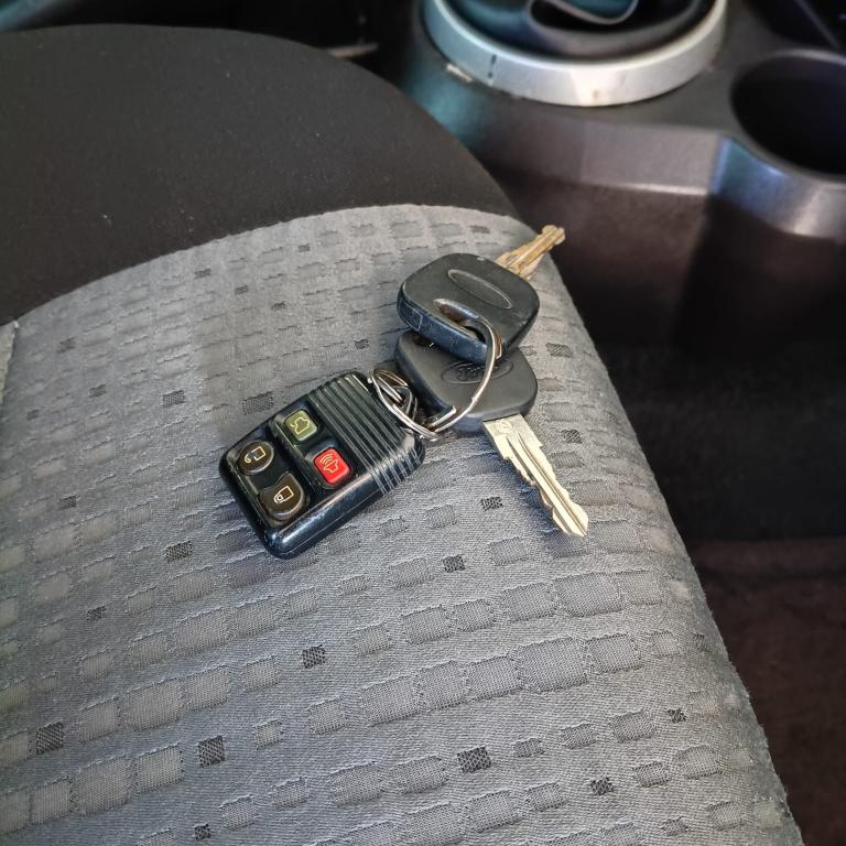 FORD Fiesta Sedan - Foto