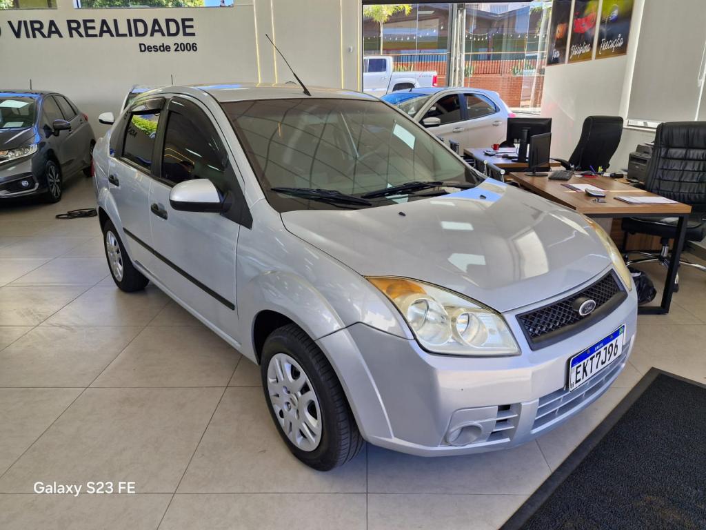 FORD Fiesta Sedan