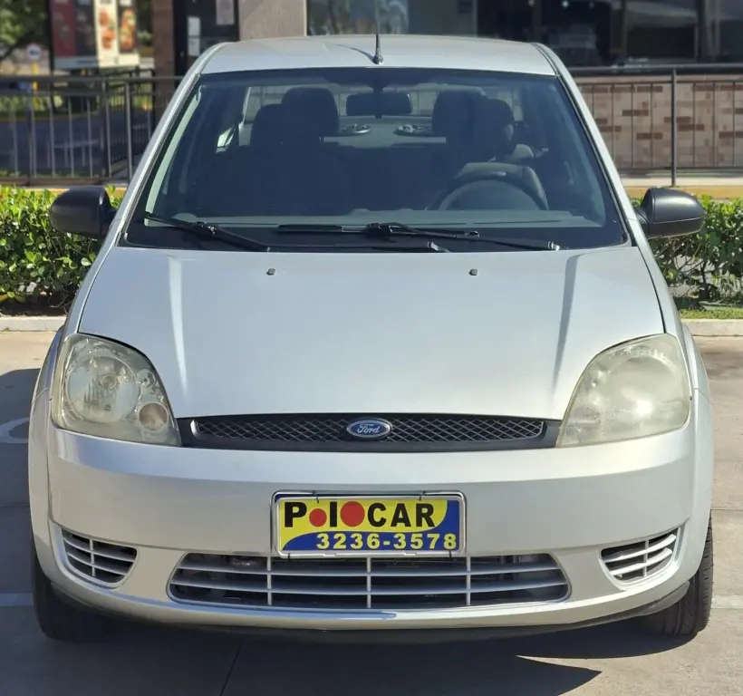 FORD Fiesta Sedan - Foto