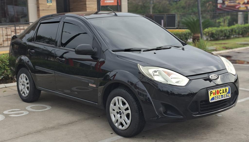FORD Fiesta Sedan - Foto