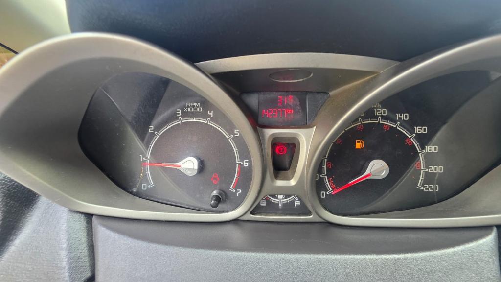 FORD Fiesta Sedan - Foto