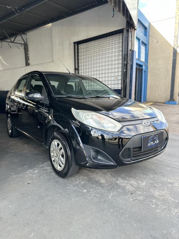 FORD Fiesta Sedan - Foto