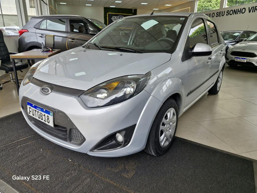 FORD Fiesta Sedan - Foto