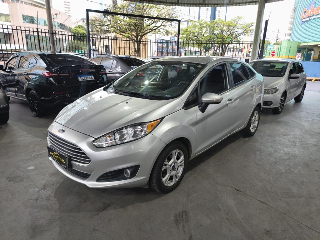 FORD Fiesta Sedan
