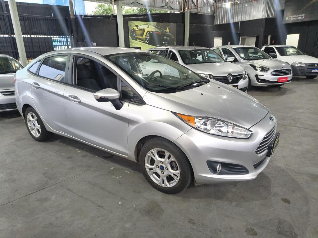 FORD Fiesta Sedan - Foto