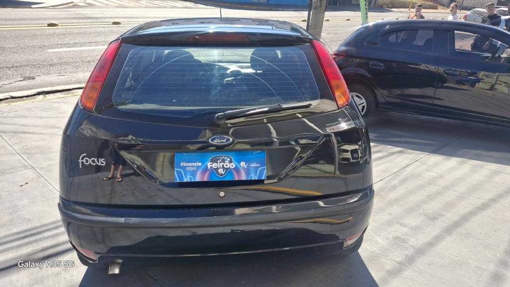 FORD Focus Hatch - Foto