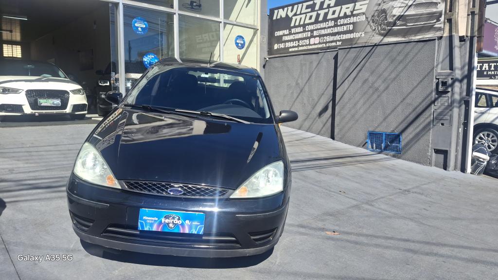 FORD Focus Hatch - Foto