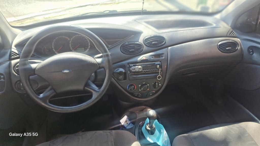 FORD Focus Hatch - Foto