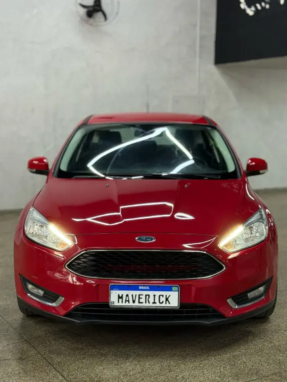 FORD Focus Hatch - Foto