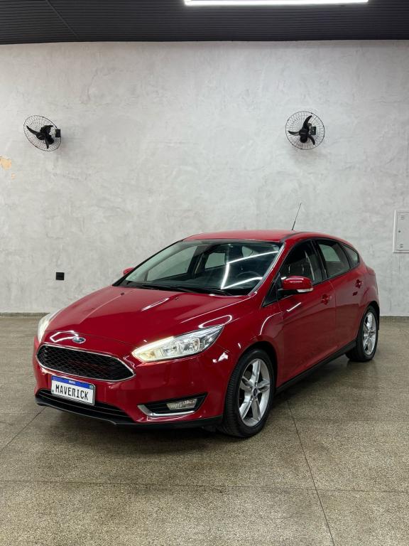 FORD Focus Hatch - Foto