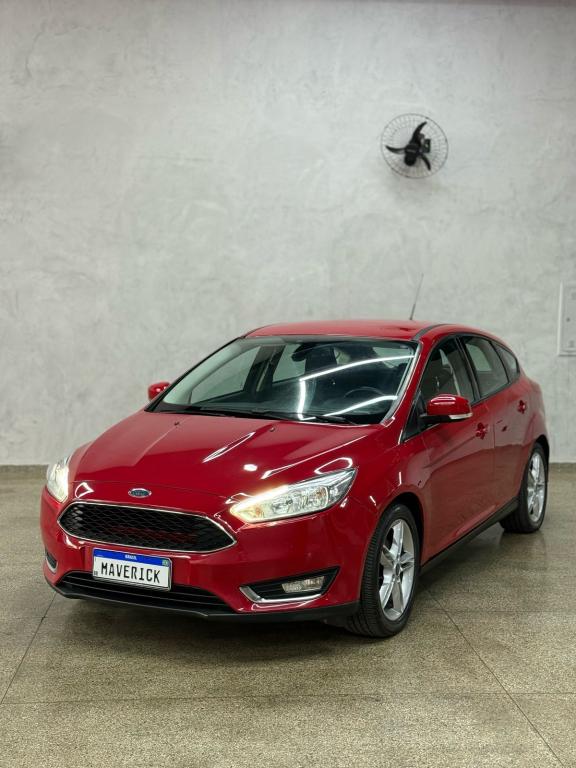 FORD Focus Hatch - Foto