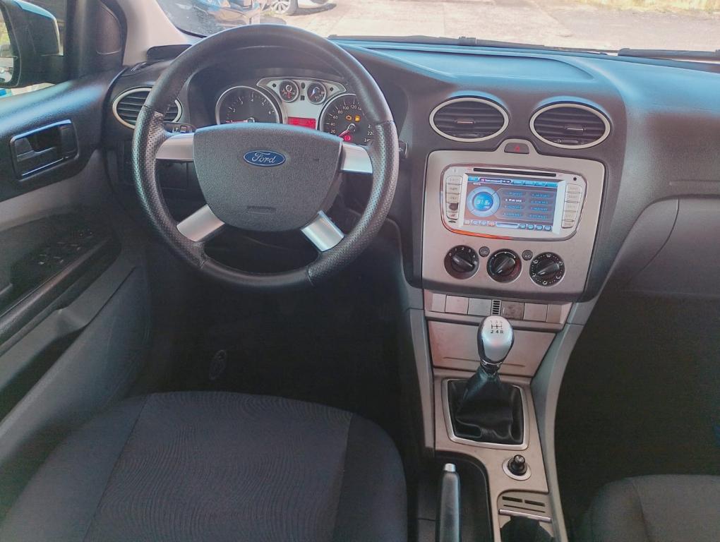 FORD Focus Hatch - Foto