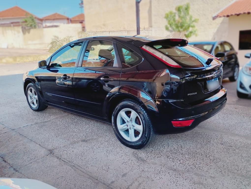 FORD Focus Hatch - Foto