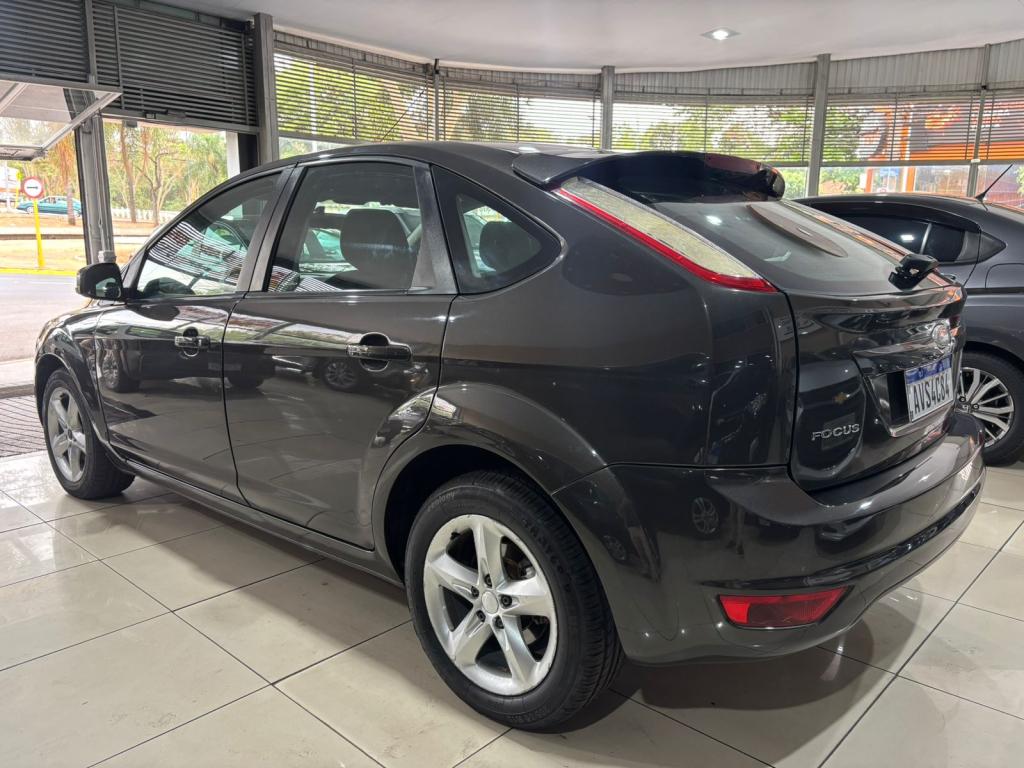 FORD Focus Hatch - Foto