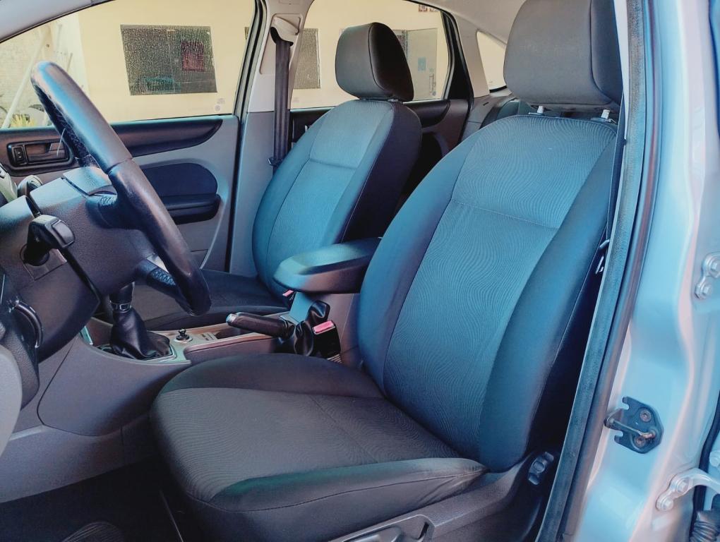 FORD Focus Hatch - Foto