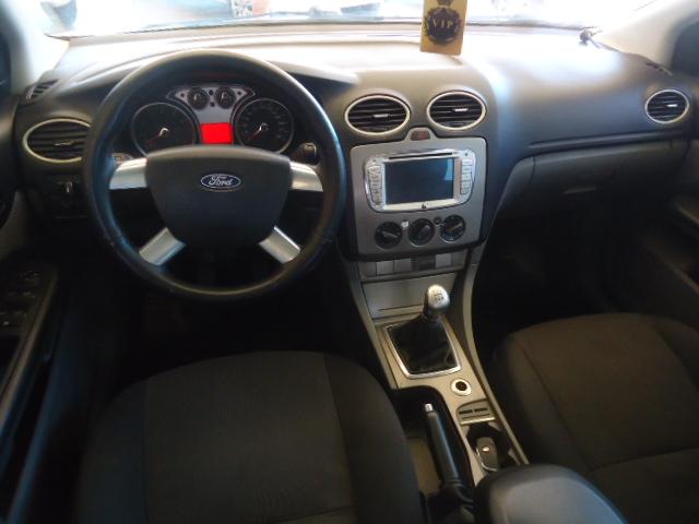 FORD Focus Hatch - Foto