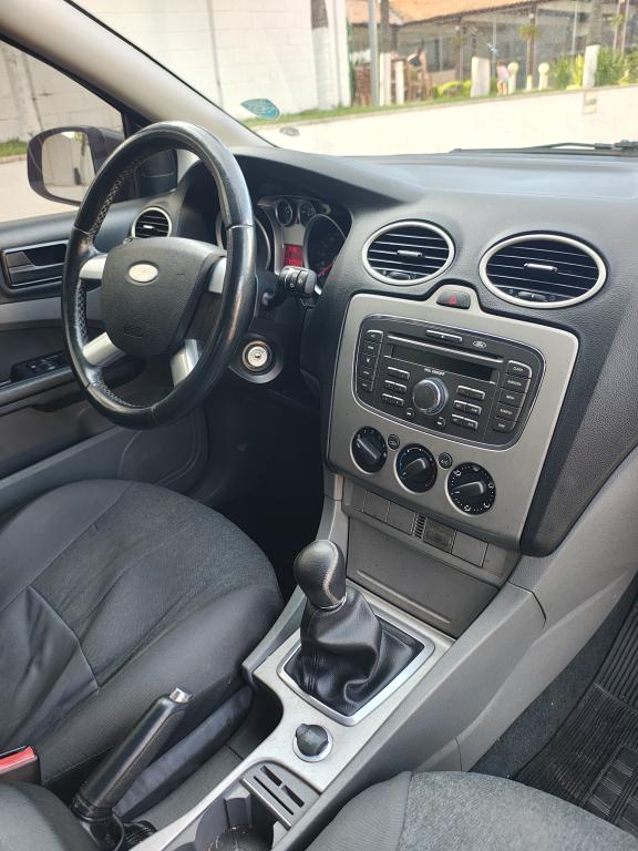 FORD Focus Hatch - Foto