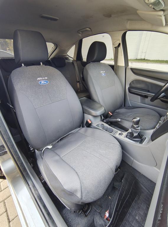 FORD Focus Hatch - Foto