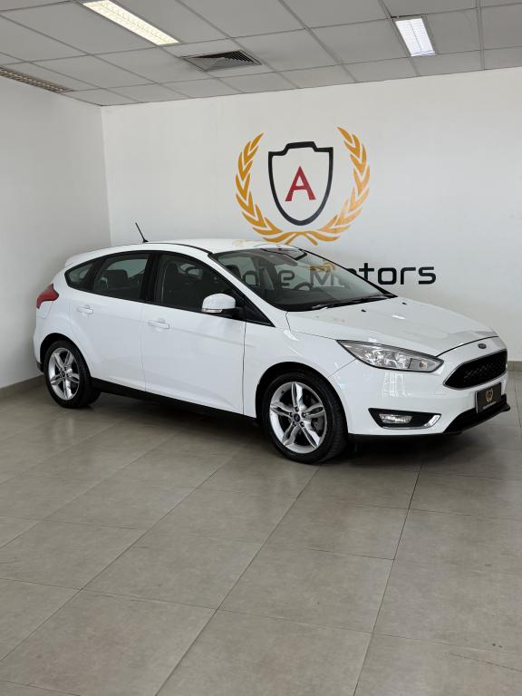FORD Focus Hatch - Foto