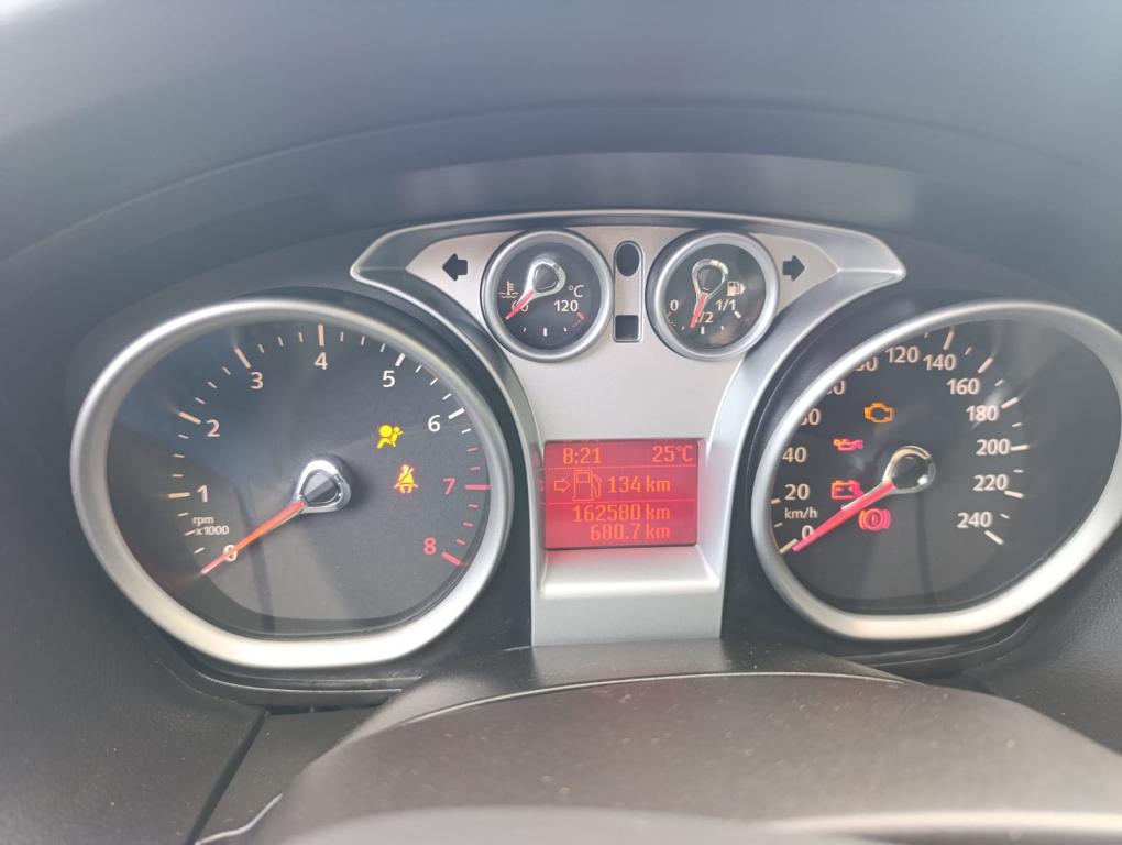 FORD Focus Hatch - Foto