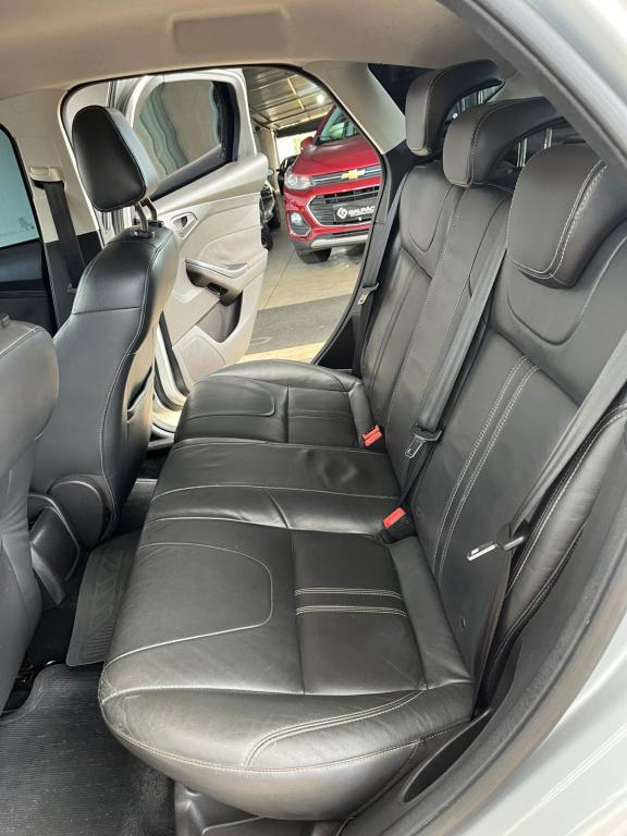 FORD Focus Hatch - Foto