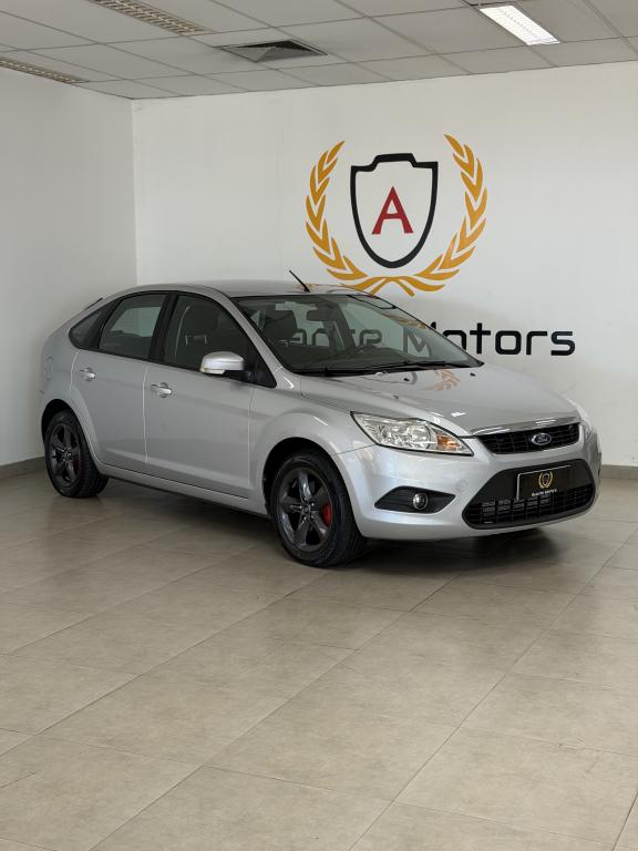 FORD Focus Hatch - Foto