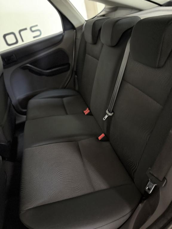 FORD Focus Hatch - Foto