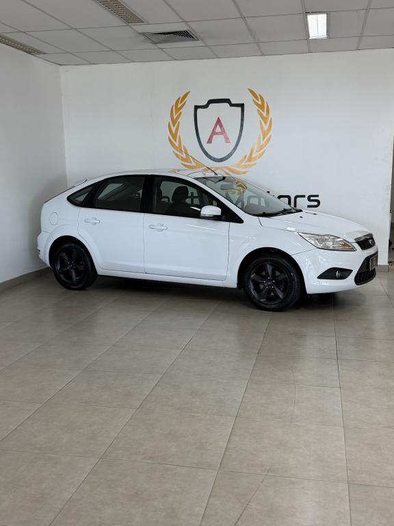 FORD Focus Hatch - Foto