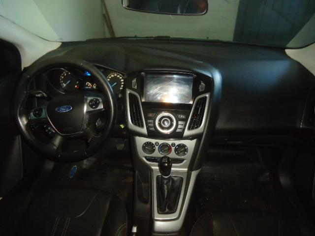 FORD Focus Hatch - Foto