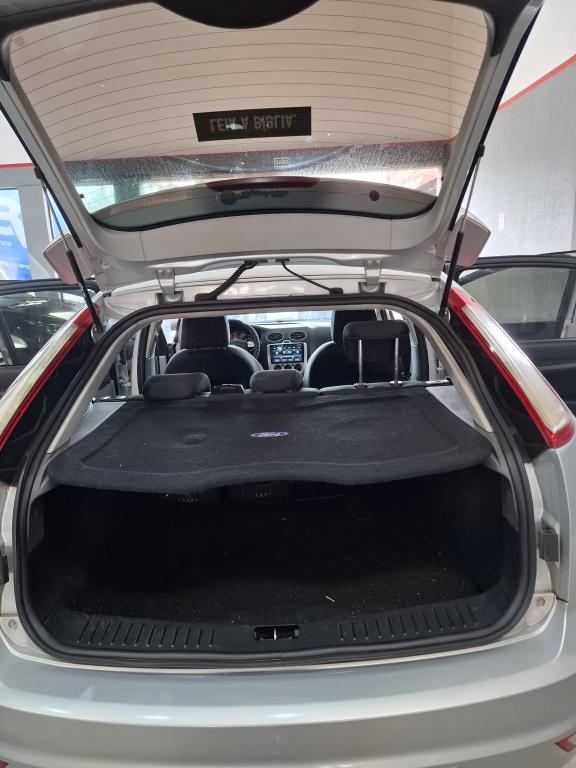 FORD Focus Hatch - Foto