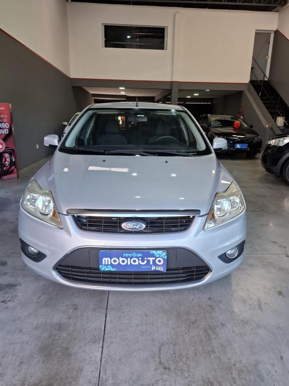 FORD Focus Hatch - Foto
