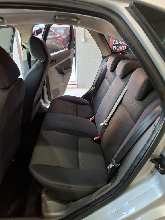 FORD Focus Hatch - Foto