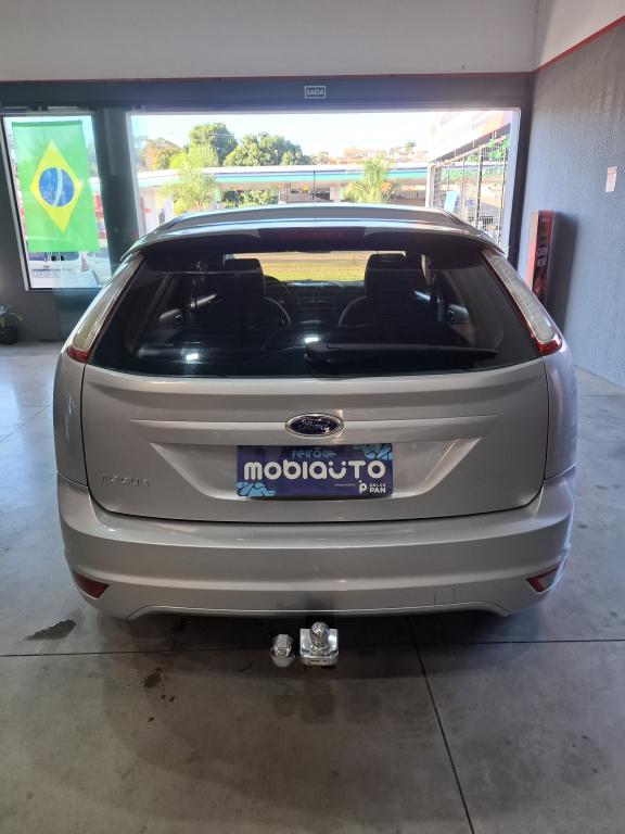 FORD Focus Hatch - Foto