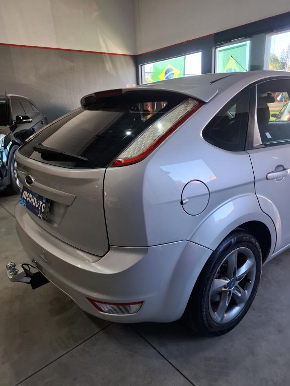 FORD Focus Hatch - Foto