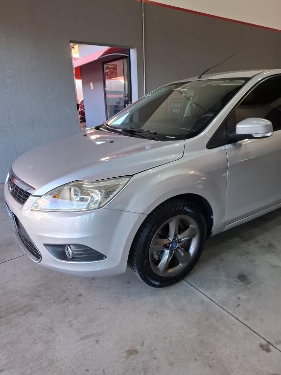 FORD Focus Hatch - Foto