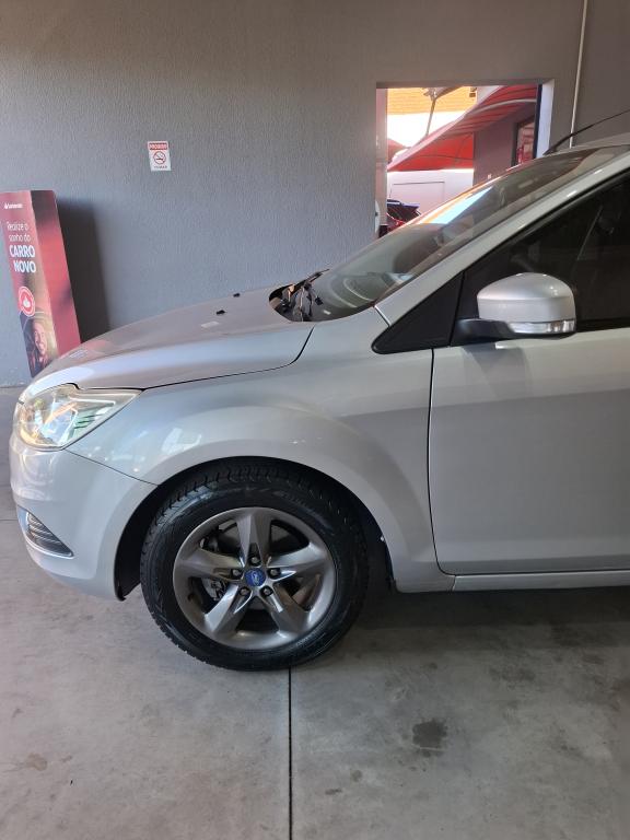 FORD Focus Hatch - Foto
