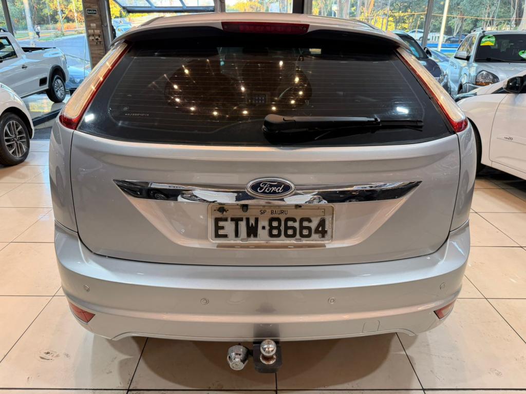 FORD Focus Hatch - Foto