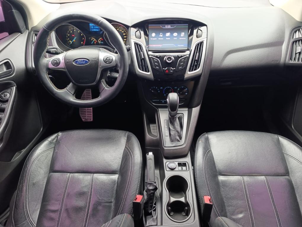 FORD Focus Hatch - Foto