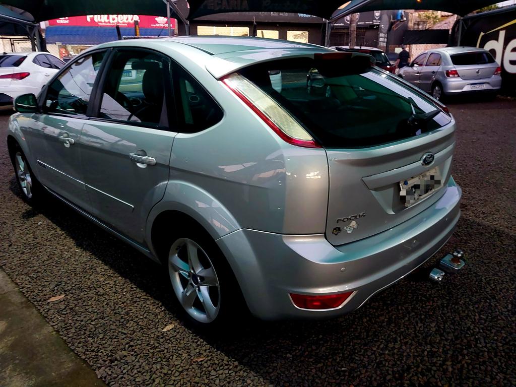 FORD Focus Hatch - Foto