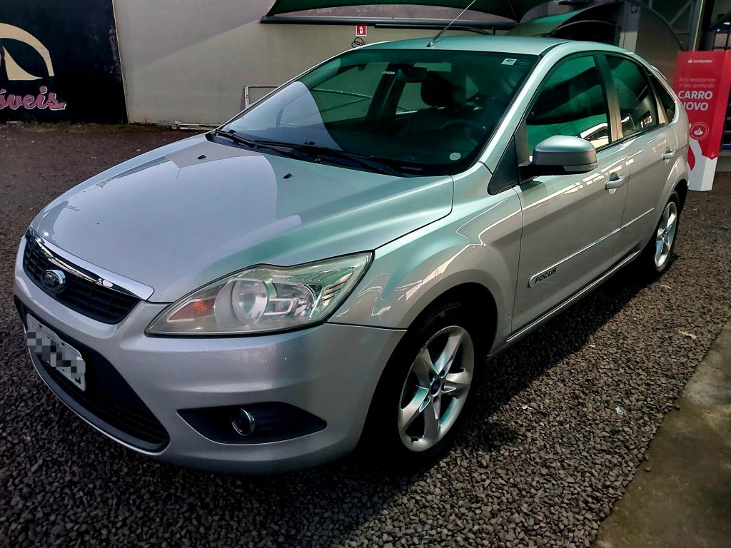 FORD Focus Hatch - Foto