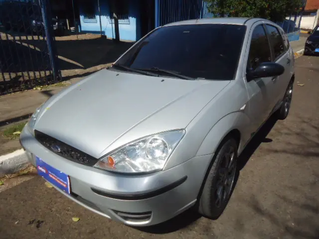 FORD Focus Hatch