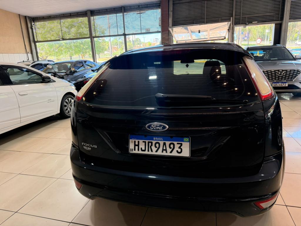 FORD Focus Hatch - Foto