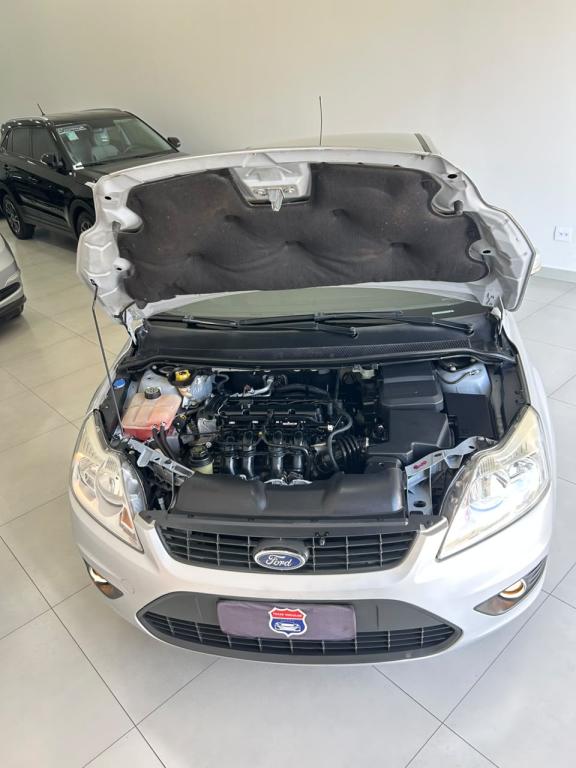 FORD Focus Hatch - Foto